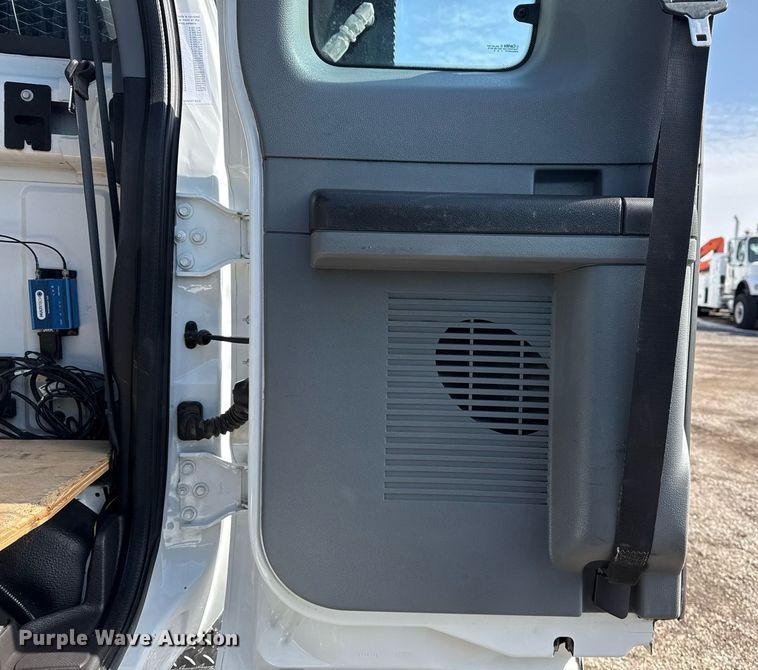 image for item EG2563 2011 Ford F650 Super Duty SuperCab utility / service truck