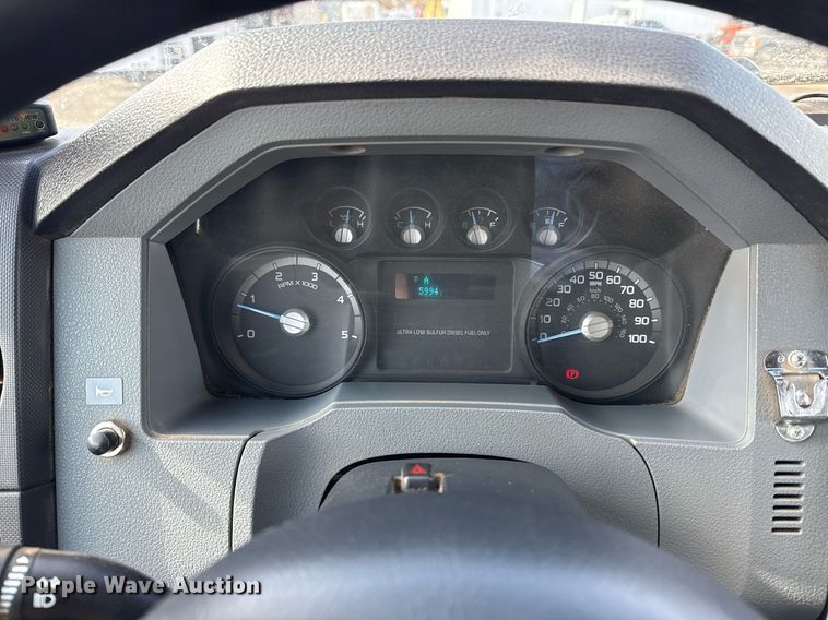 image for item EG2563 2011 Ford F650 Super Duty SuperCab utility / service truck