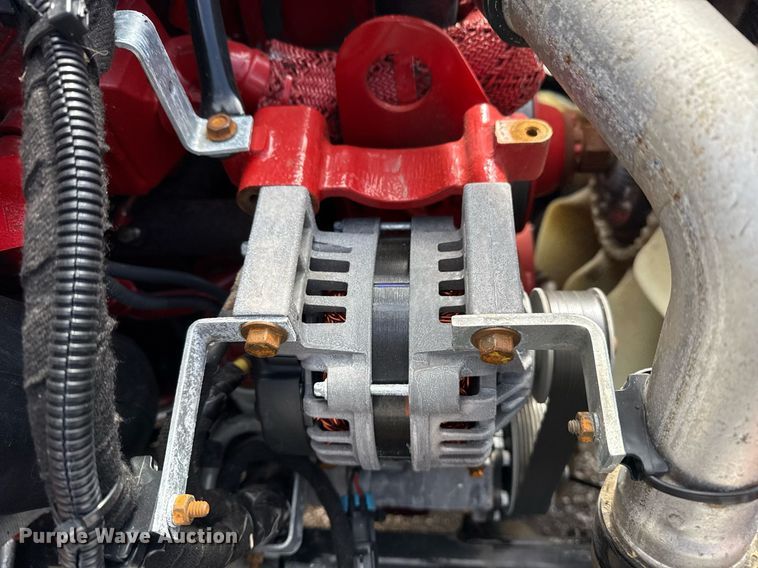 image for item EG2563 2011 Ford F650 Super Duty SuperCab utility / service truck