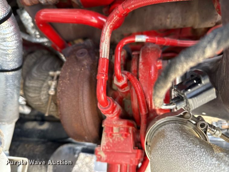 image for item EG2563 2011 Ford F650 Super Duty SuperCab utility / service truck