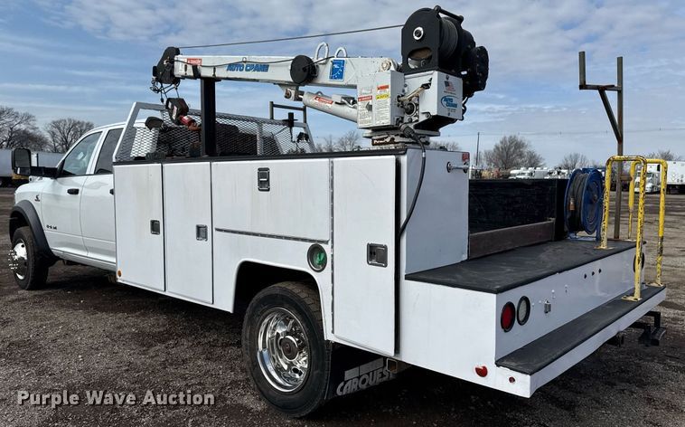 image for item EG2564 2019 Dodge Ram 5500HD Crew Cab utility / service truck