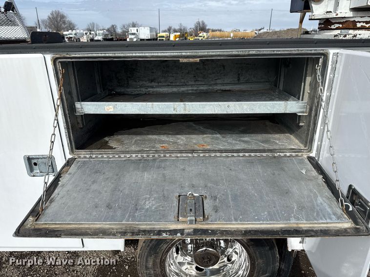 image for item EG2564 2019 Dodge Ram 5500HD Crew Cab utility / service truck