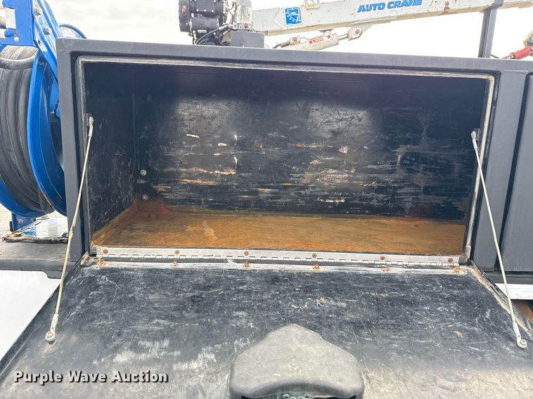 image for item EG2564 2019 Dodge Ram 5500HD Crew Cab utility / service truck