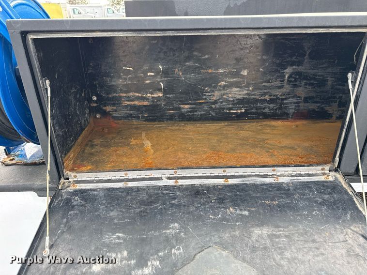 image for item EG2564 2019 Dodge Ram 5500HD Crew Cab utility / service truck