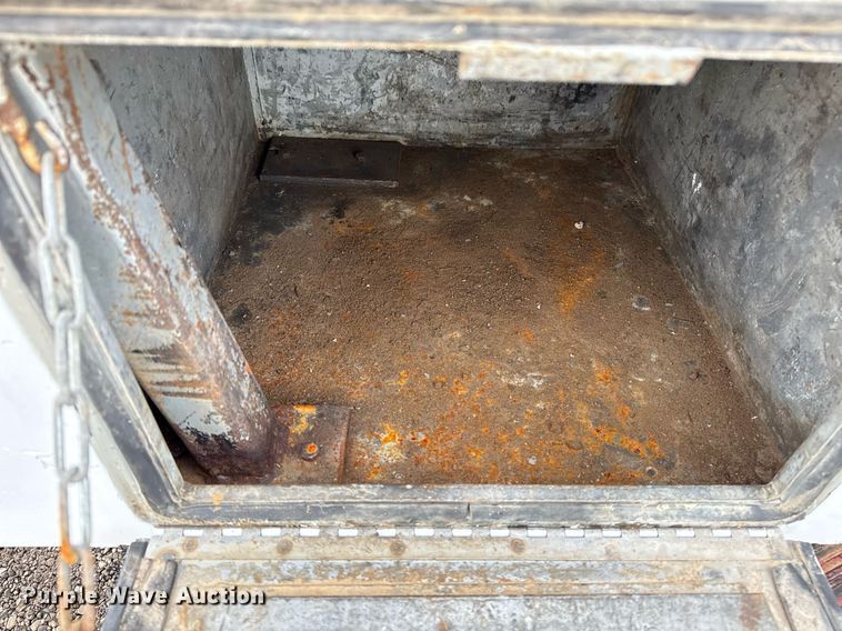 image for item EG2564 2019 Dodge Ram 5500HD Crew Cab utility / service truck