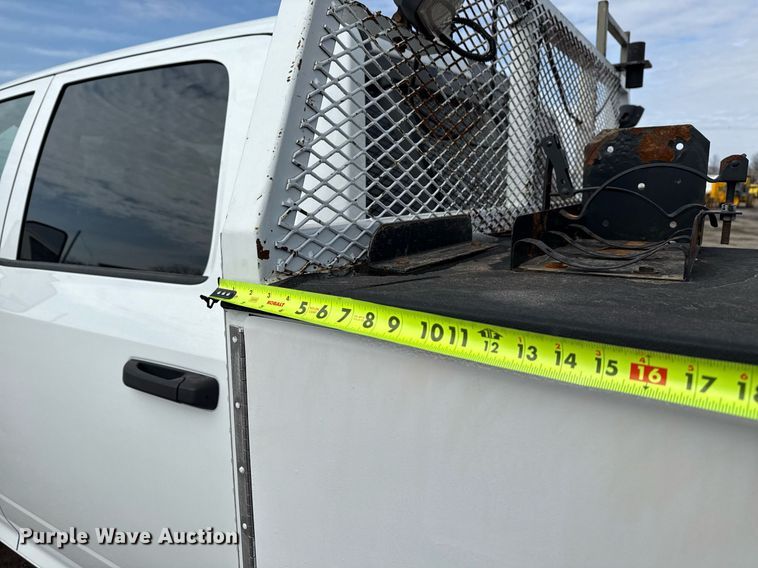 image for item EG2564 2019 Dodge Ram 5500HD Crew Cab utility / service truck