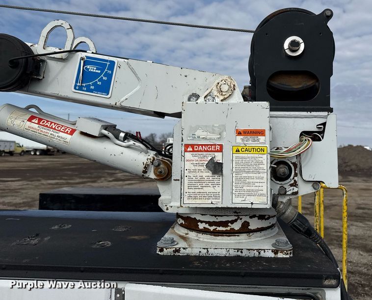 image for item EG2564 2019 Dodge Ram 5500HD Crew Cab utility / service truck