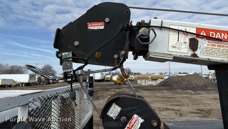 image for item EG2564 2019 Dodge Ram 5500HD Crew Cab utility / service truck