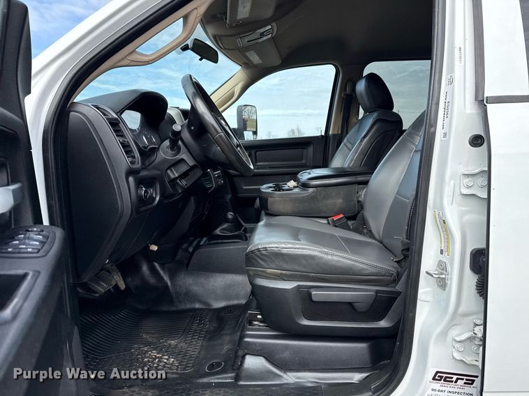 image for item EG2564 2019 Dodge Ram 5500HD Crew Cab utility / service truck