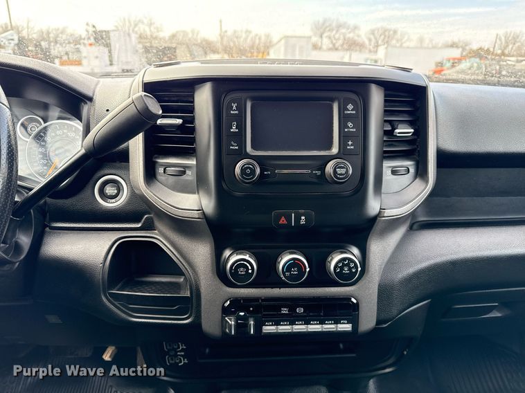 image for item EG2564 2019 Dodge Ram 5500HD Crew Cab utility / service truck