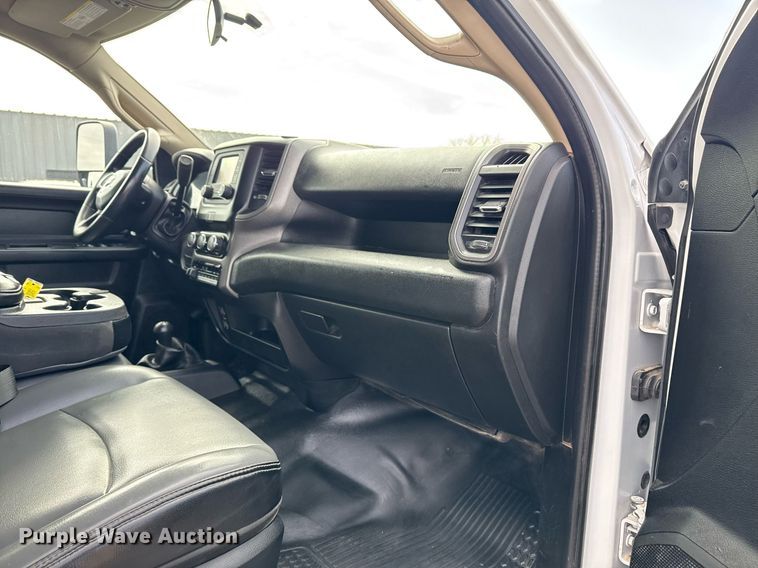 image for item EG2564 2019 Dodge Ram 5500HD Crew Cab utility / service truck