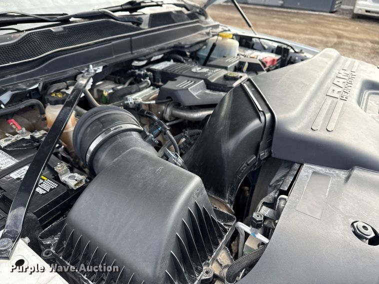 image for item EG2564 2019 Dodge Ram 5500HD Crew Cab utility / service truck