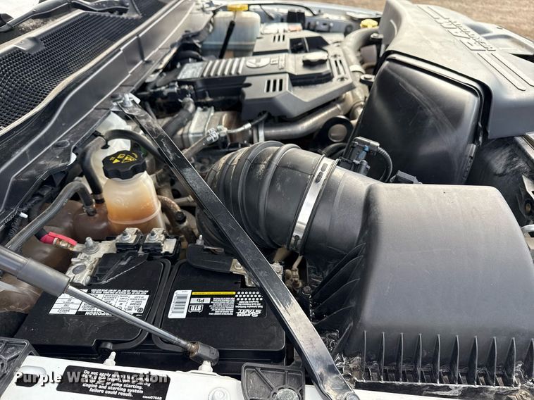 image for item EG2564 2019 Dodge Ram 5500HD Crew Cab utility / service truck