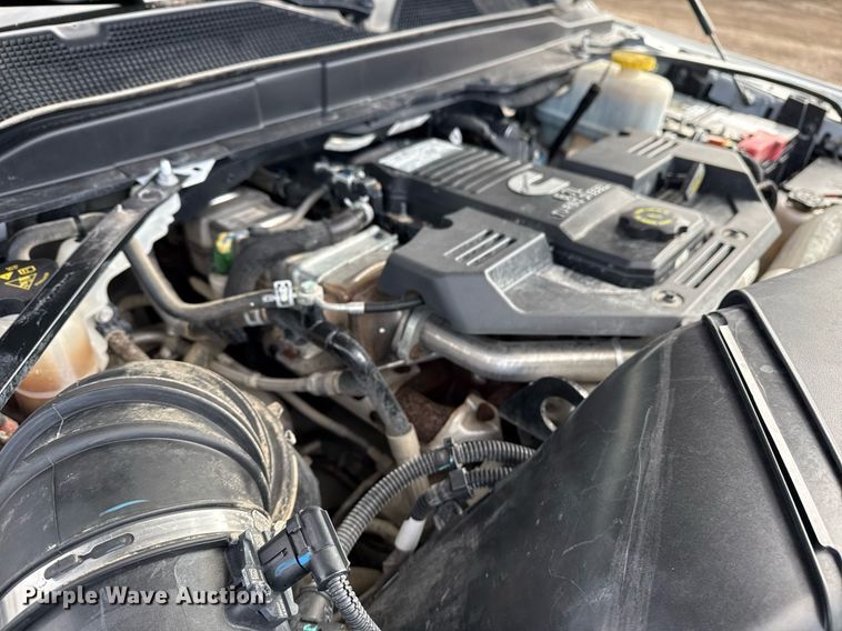 image for item EG2564 2019 Dodge Ram 5500HD Crew Cab utility / service truck