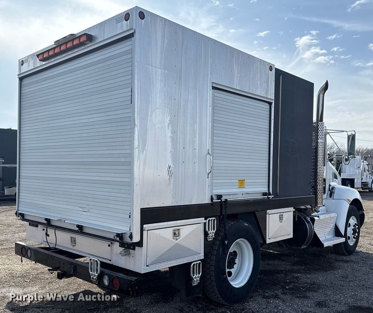 image for item EG2565 2017 Kenworth T370 sewer jetter truck