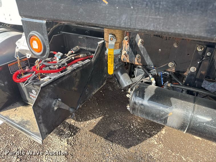 image for item EG2565 2017 Kenworth T370 sewer jetter truck