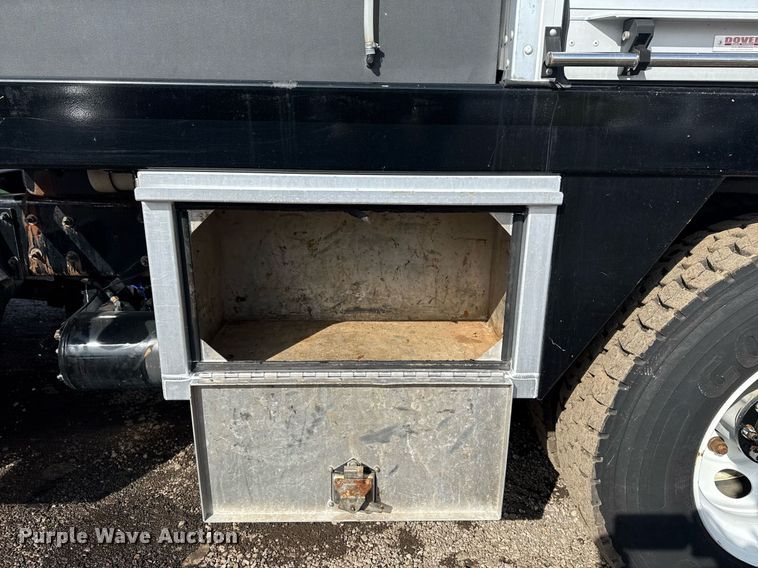 image for item EG2565 2017 Kenworth T370 sewer jetter truck