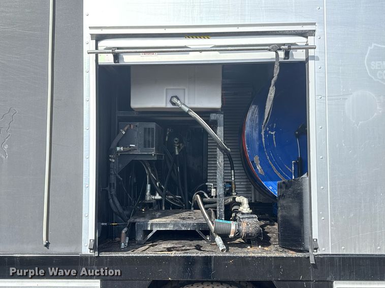 image for item EG2565 2017 Kenworth T370 sewer jetter truck
