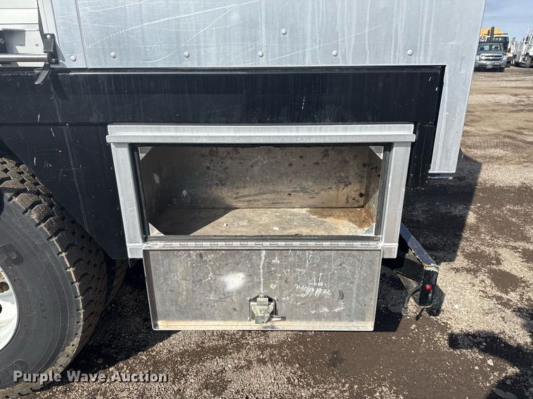 image for item EG2565 2017 Kenworth T370 sewer jetter truck