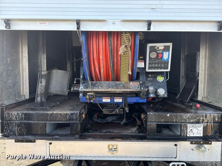 image for item EG2565 2017 Kenworth T370 sewer jetter truck