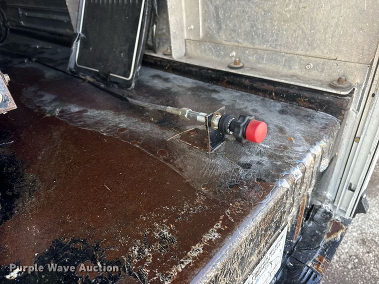 image for item EG2565 2017 Kenworth T370 sewer jetter truck