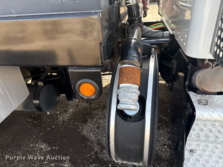 image for item EG2565 2017 Kenworth T370 sewer jetter truck