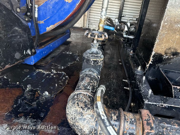 image for item EG2565 2017 Kenworth T370 sewer jetter truck