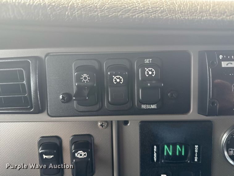 image for item EG2565 2017 Kenworth T370 sewer jetter truck