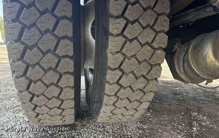 image for item EG2565 2017 Kenworth T370 sewer jetter truck