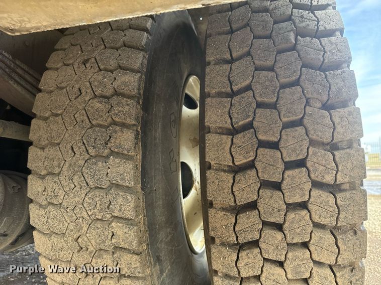 image for item EG2565 2017 Kenworth T370 sewer jetter truck