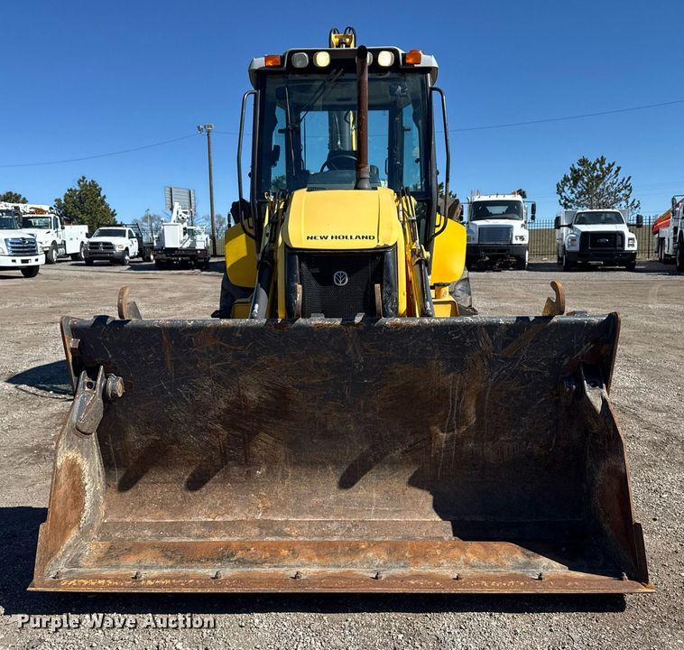 image for item EG2578 2014 New Holland B95C backhoe