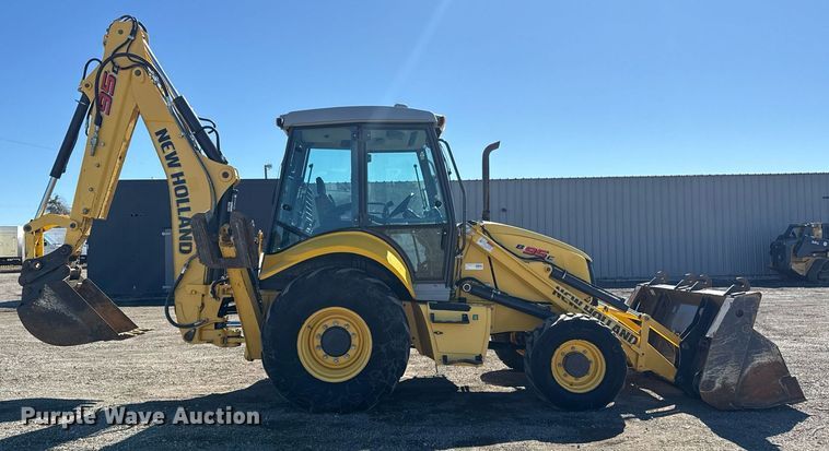 image for item EG2578 2014 New Holland B95C backhoe