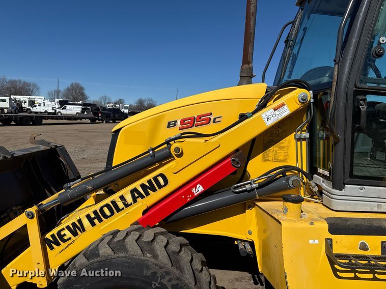 image for item EG2578 2014 New Holland B95C backhoe