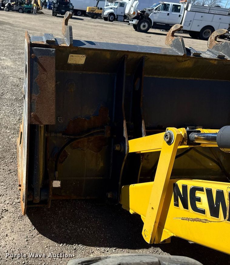 image for item EG2578 2014 New Holland B95C backhoe