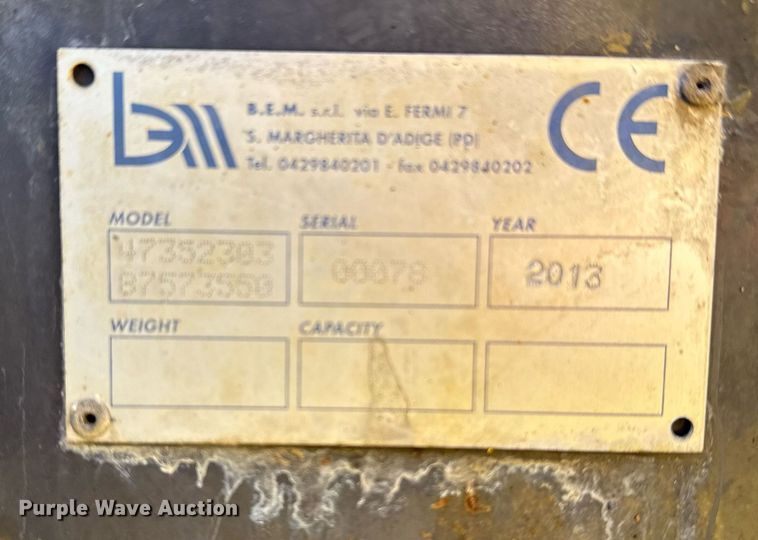 image for item EG2578 2014 New Holland B95C backhoe