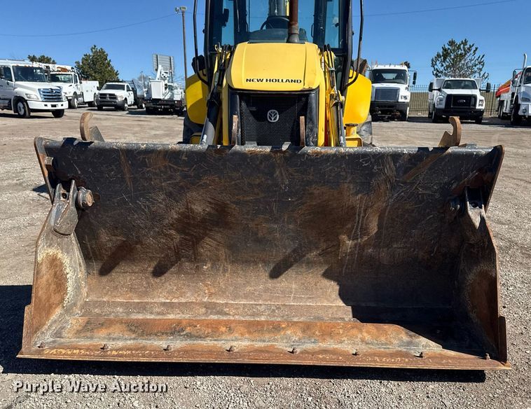 image for item EG2578 2014 New Holland B95C backhoe