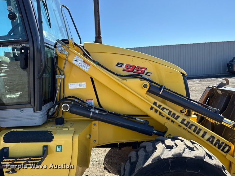 image for item EG2578 2014 New Holland B95C backhoe