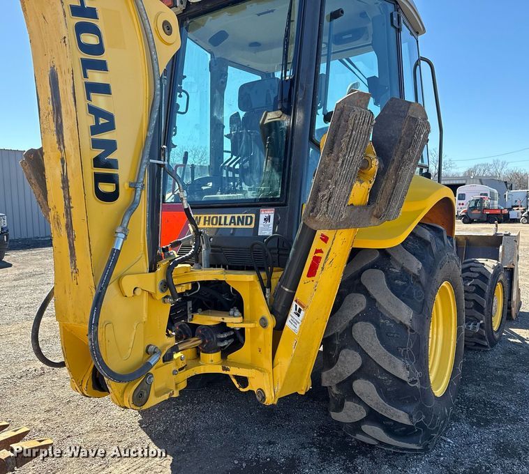 image for item EG2578 2014 New Holland B95C backhoe