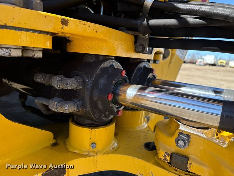 image for item EG2578 2014 New Holland B95C backhoe