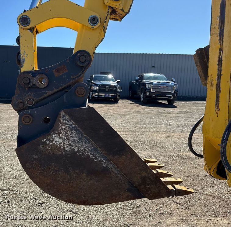 image for item EG2578 2014 New Holland B95C backhoe