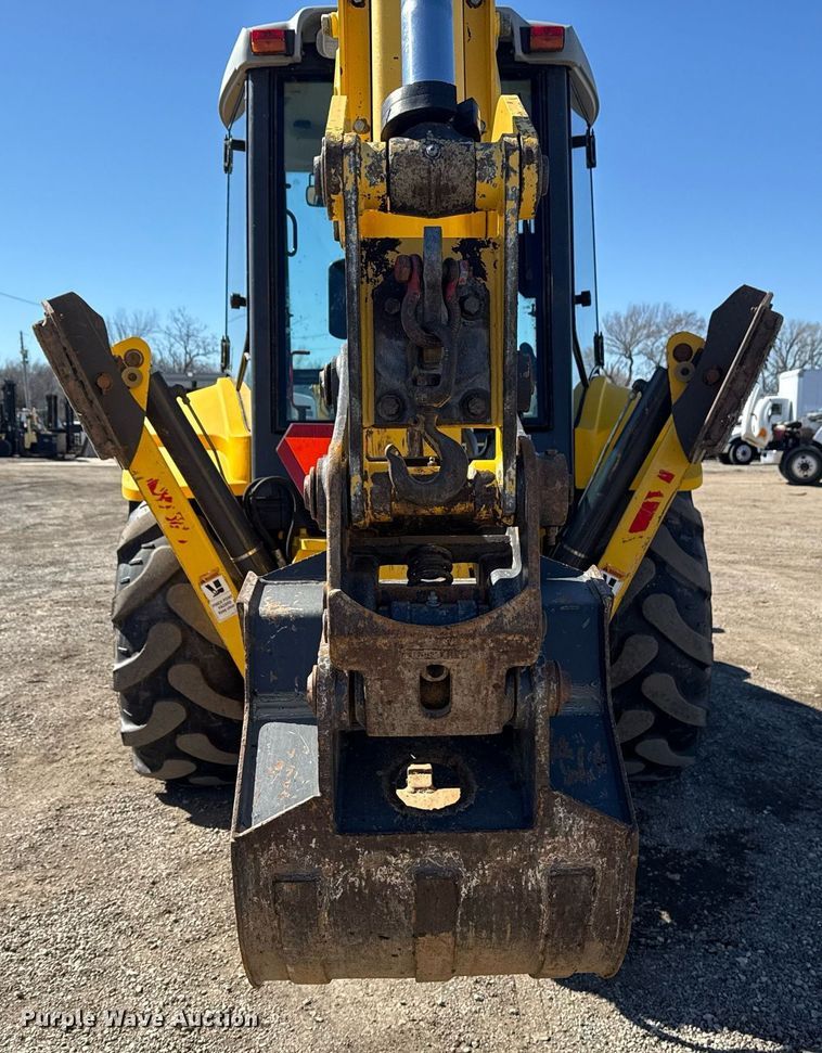 image for item EG2578 2014 New Holland B95C backhoe