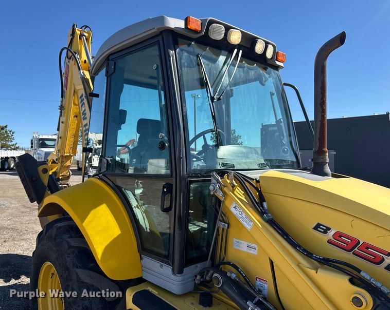 image for item EG2578 2014 New Holland B95C backhoe