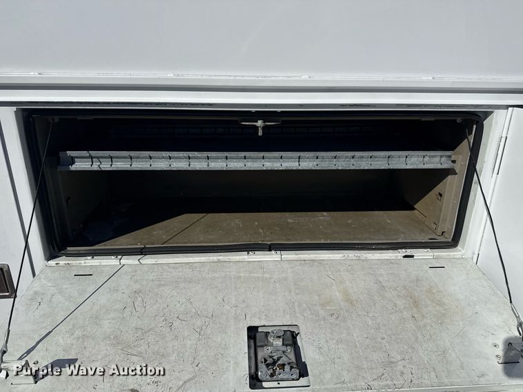 image for item EG2580 2012 Dodge Ram 3500 utility bed pickup truck