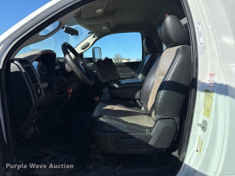 image for item EG2580 2012 Dodge Ram 3500 utility bed pickup truck