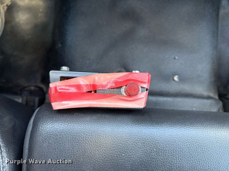 image for item EG2580 2012 Dodge Ram 3500 utility bed pickup truck