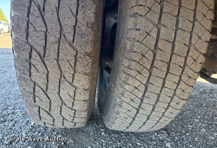 image for item EG2580 2012 Dodge Ram 3500 utility bed pickup truck