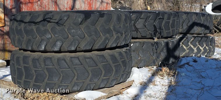 image for item EH8631 (6) 14.00R24TG tires and wheels