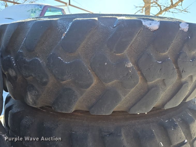 image for item EH8631 (6) 14.00R24TG tires and wheels