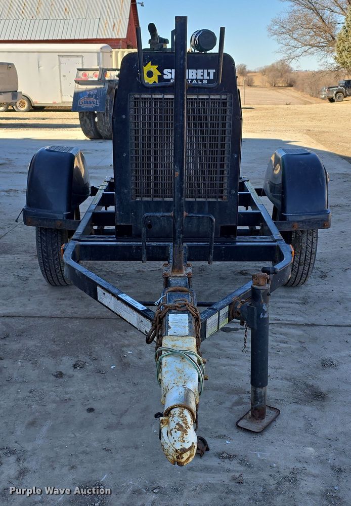 image for item EH8665 Lincoln Electric 305D Ranger welder/generator