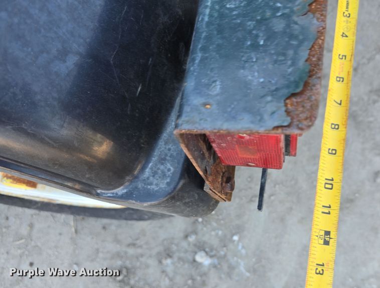 image for item EH8665 Lincoln Electric 305D Ranger welder/generator